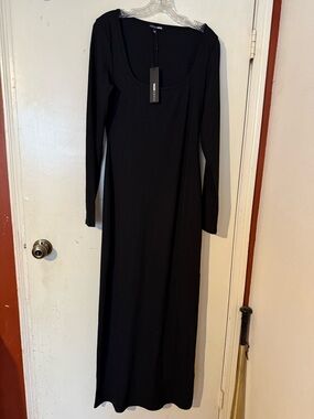 Fashion Nova Black Long Sleeve Scoop-Neck Maxi Dress